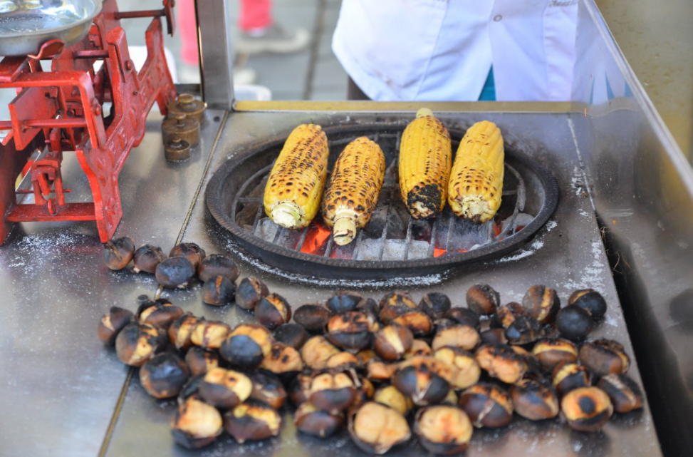 8 Best Street Flavors of Istanbul